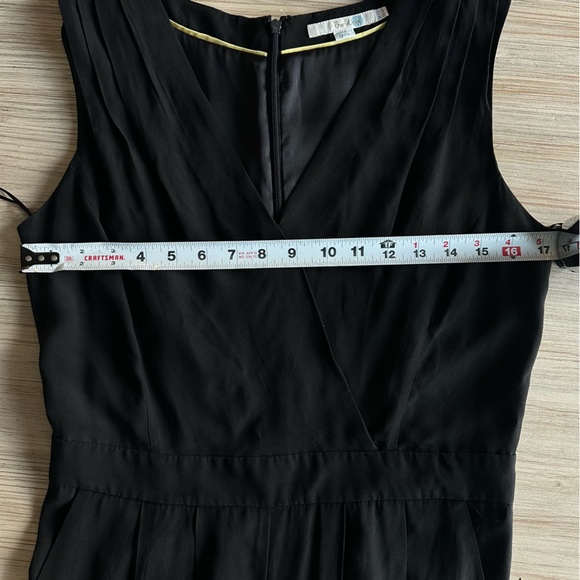 Boden // Black V neck High-waist wide leg jumpsuit Size 6 - Picture 9 of 12